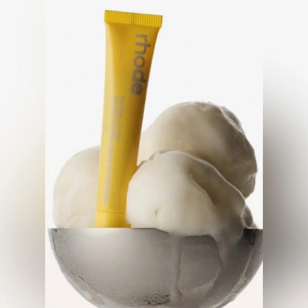 RHODE Passion Fruit Jelly Lip Peptide Trmt fresh, Hailey Bieber‎